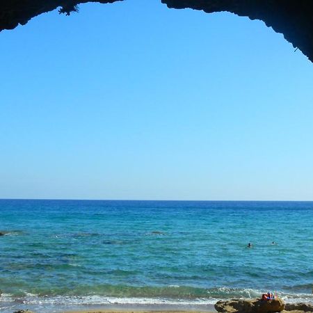 Francisco Beach Hotel Agios Andreas  エクステリア 写真