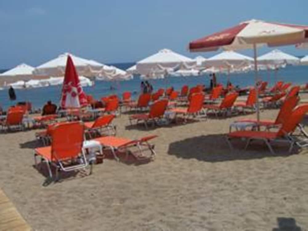 Francisco Beach Hotel Agios Andreas  エクステリア 写真